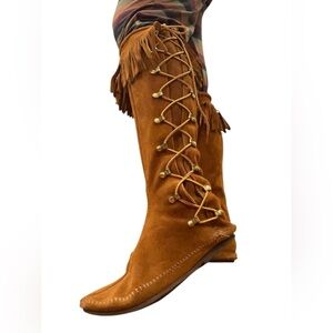 Vintage Minnetonka knee-high lace up tan/brown suede boots-made in the USA –8